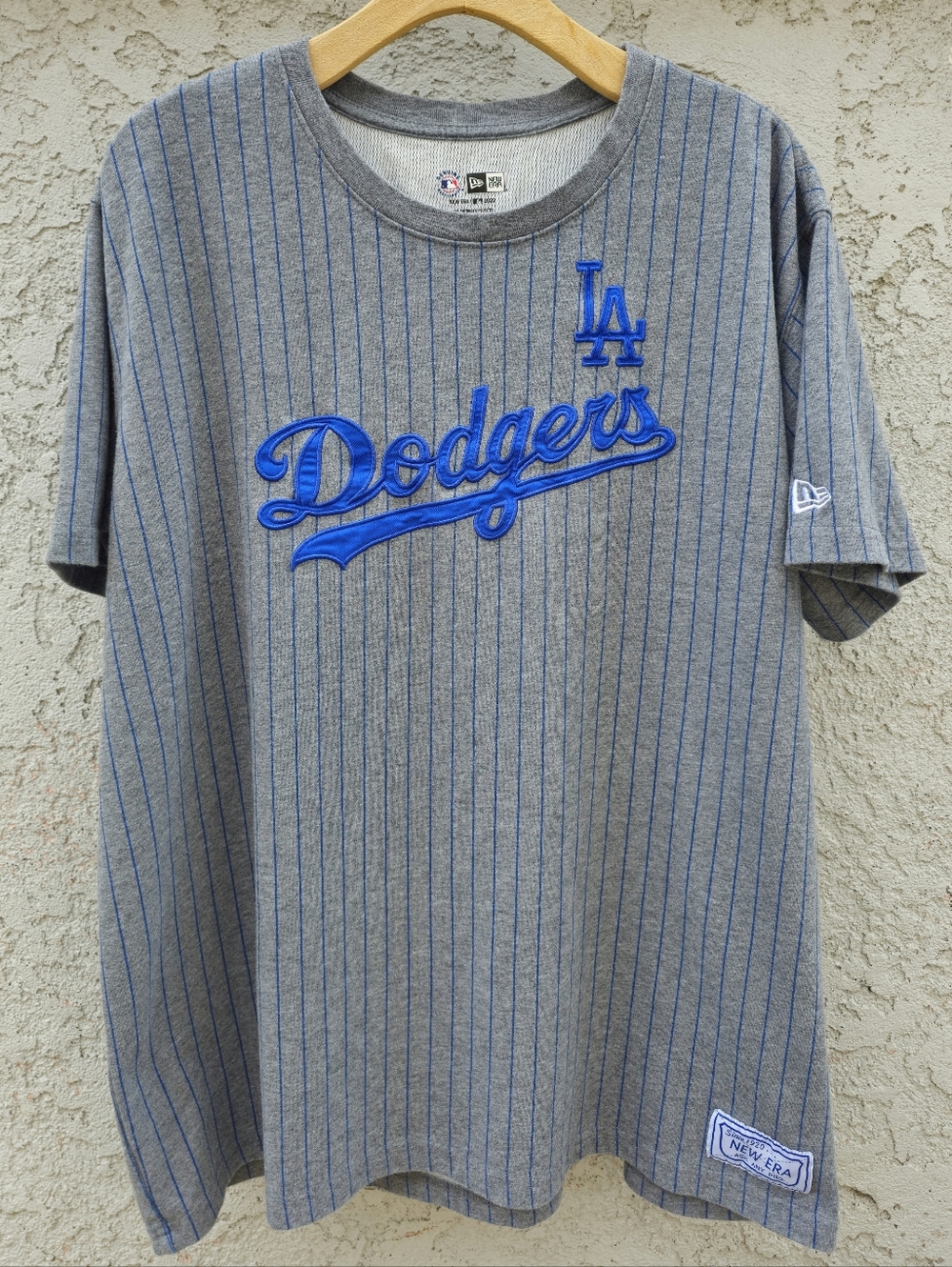 New Era LA Dodgers Pinstripe T-Shirt Gray Blue MLB Cooperstown Collection